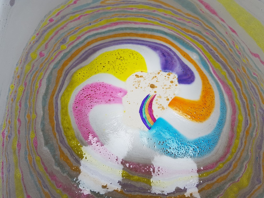 Bomba da bagno arcobaleno